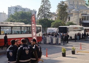 Akdeniz Belediye Eşbaşkanları hakkında iddianame hazırlandı