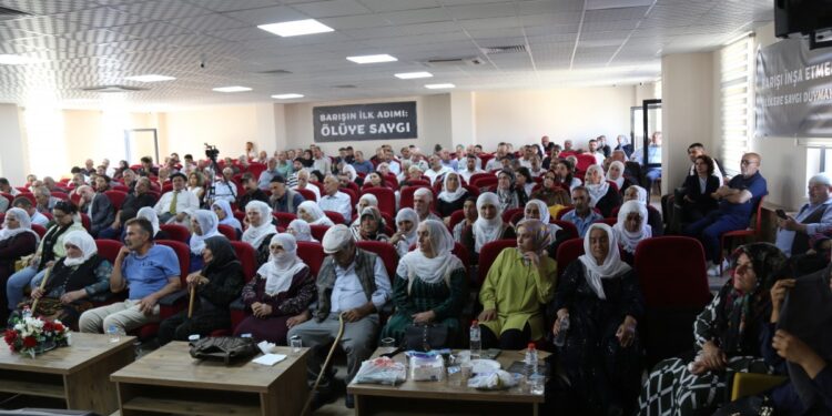 ‘Ölüye saygı gösterilmeden barış ve demokrasi gelmez’