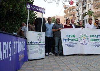 Şirnex’te ‘barış için imza kampanyası’ başlatıldı