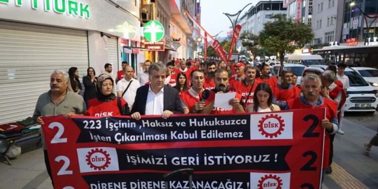 223 işçi direnişte: İşsiz bırakılmamız halkın iradesine saldırıdır