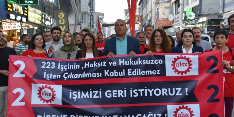 Kayyımın işten çıkardığı işçiler: Dönene kadar alanlarda olacağız