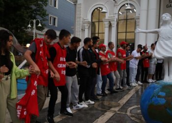 İşten çıkarılan emekçilerin eylemi 43’ücü gününde