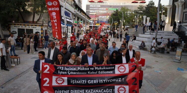 Kayyımın işten çıkardığı işçilerin eylemi 47’nci gününde