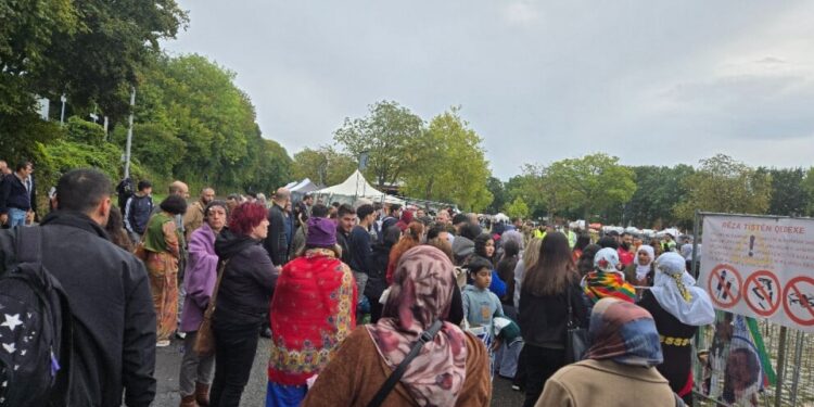 33’ncü Kürt Kültür Festivali Dortmund’da başladı