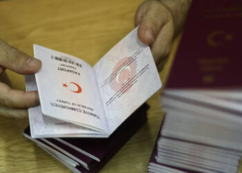 ABD Vizesinde Kriz! Tüm Evraklar Hazır Olsa Bile Türkler Gidemiyor... En Erken Randevu Tarihi Haziran 2027