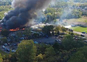 ABD’de Kiliseye Silahlı Saldırı! Ateş Açtı, Yangın Çıkardı
