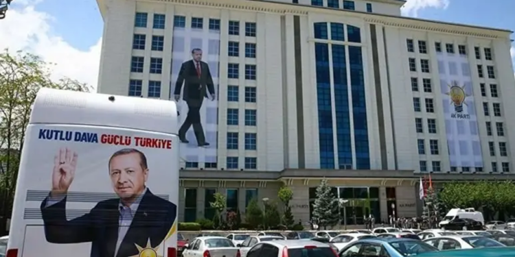 AKP'de İstifa Depremi! Görevden Ayrılan Belediye Başkanı Sayısı 7'ye Çıktı