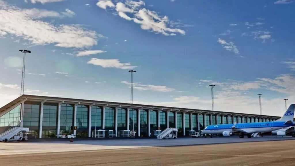 Avrupa'da 'Dron' Alarmı! Danimarka'nın En Büyük İkinci Havaalanı Kapatıldı