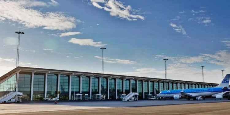 Avrupa'da 'Dron' Alarmı! Danimarka'nın En Büyük İkinci Havaalanı Kapatıldı