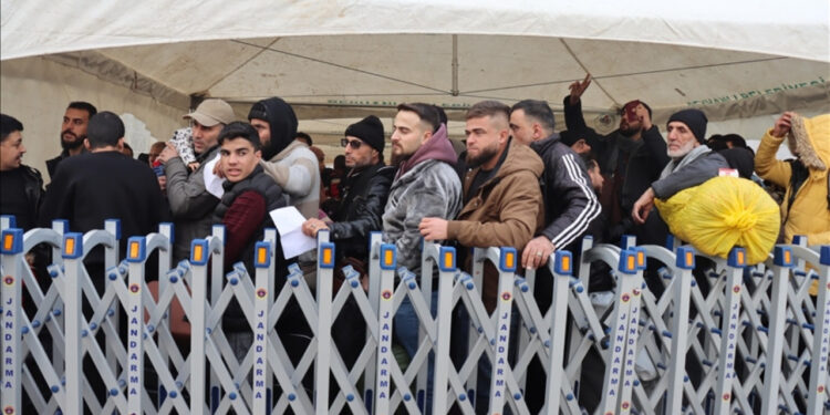 BM Açıkladı... Kaç Bin Suriyeli Ülkesine Döndü?