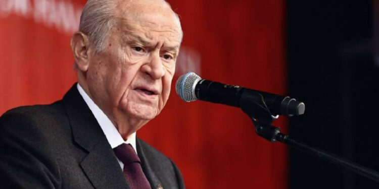 Bahçeli'den Kritik Mesajlar: 'Cumhurbaşkanı Erdoğan 2028'de de Devam Etmeli, Ahmet Türk Göreve İade Edilmeli'