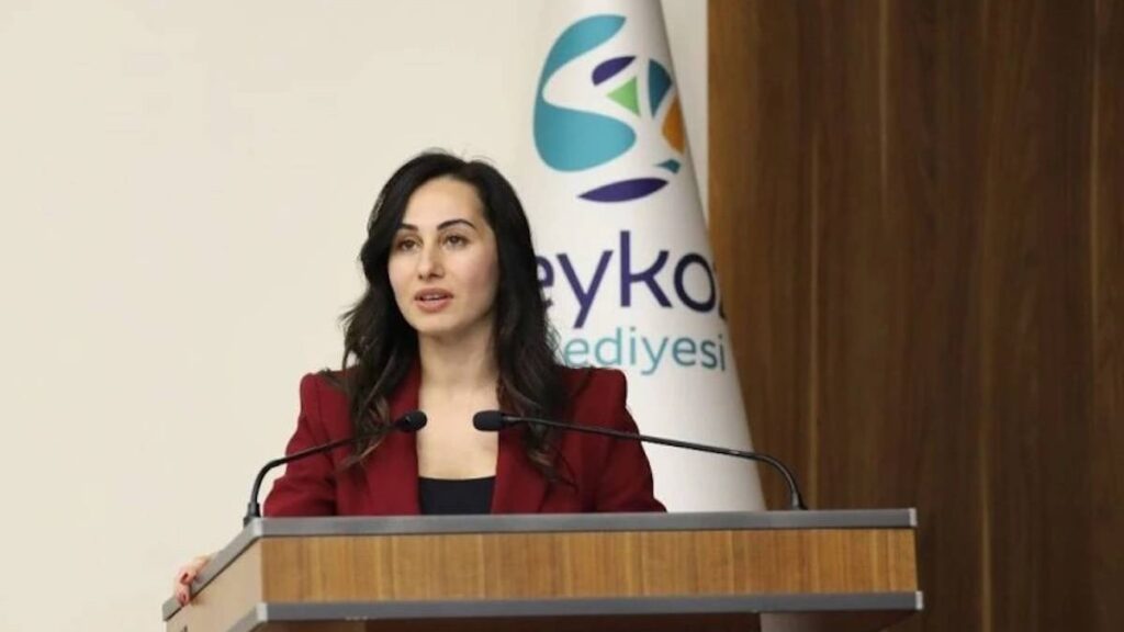 Beykoz Belediye Başkanvekili AKP'ye geçecek