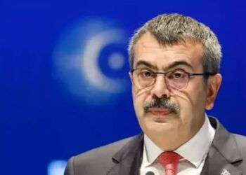 Biz size seçenek sunuyoruz, 600 bin liranın altında ücreti olan okullar var