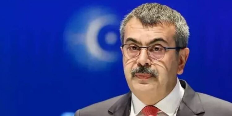 Biz size seçenek sunuyoruz, 600 bin liranın altında ücreti olan okullar var