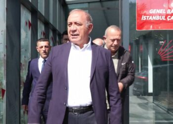 Böyle bir temas çıkarsınlar kendimi Taksim Meydanı'nda asarım