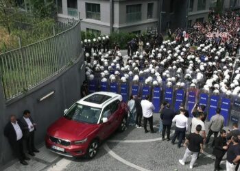 Bu operasyonlar, yapanların zaafını ortaya koyar sadece