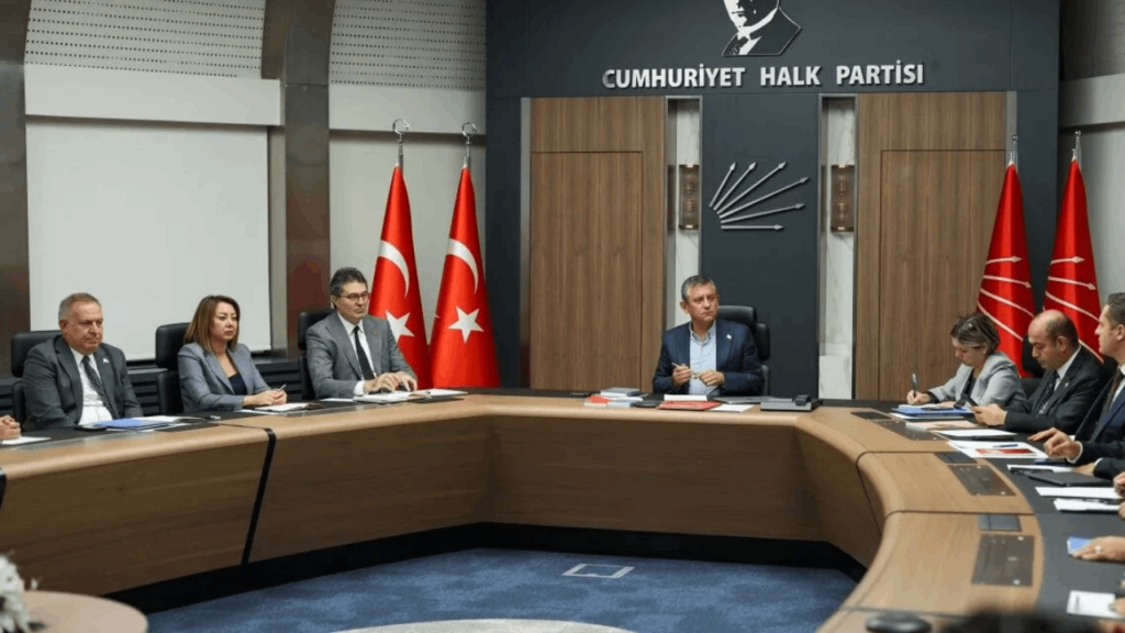 CHP MYK Olağanüstü Kurultay'ın Ardından İlk Kez Toplandı