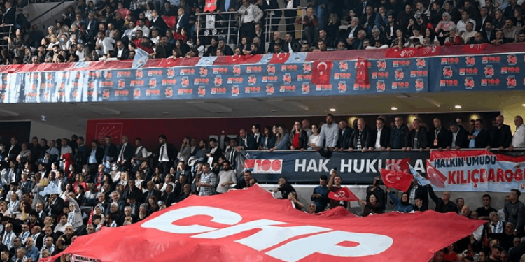 CHP'de 39. Kurultay Tarihi Netleşti! Kuruluş Yıl Dönümünde İlan Edilecek