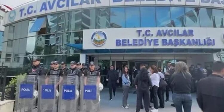 CHP’li belediyelere operasyon: İki kişi tutuklandı