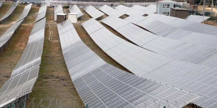 Cengiz Holding'in enerji yatırımlarına 64,5 milyon dolarlık yeşil finansman