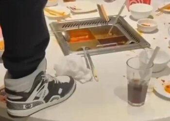 Çin’de Gençlerin 'Hot Pot' Rezaleti: 300 Bin Dolarlık Ceza