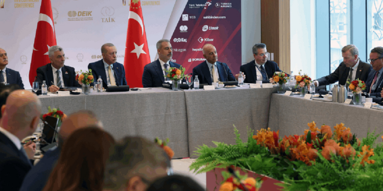 Cumhurbaşkanı Erdoğan ABD'de Yatırımcılarla Bir Araya Geldi