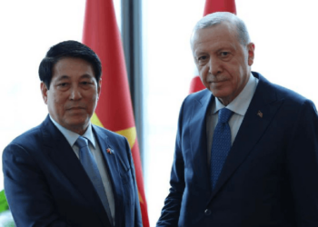 Cumhurbaşkanı Erdoğan Vietnam Devlet Başkanı ile Bir Araya Geldi