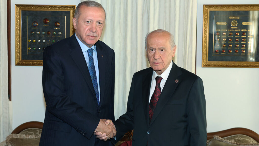 Cumhurbaşkanı Erdoğan'dan MHP Lideri Bahçeli'ye Ziyaret! Görüşme Başladı