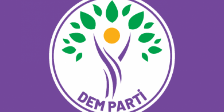 DEM Parti'den CHP il yönetiminin görevden alınmasına tepki