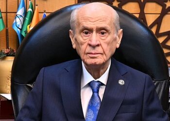 Devlet Bahçeli ‘Alevi Açılımı’nı ünlü şarkıcıyla başlatacak