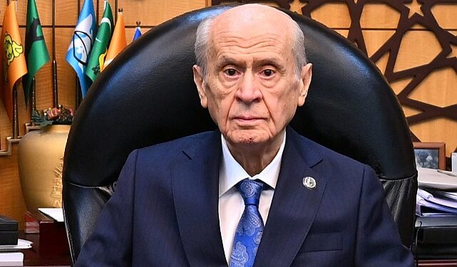 Devlet Bahçeli ‘Alevi Açılımı’nı ünlü şarkıcıyla başlatacak