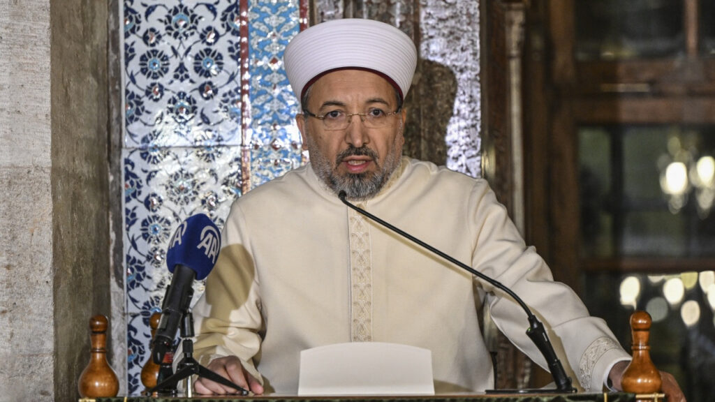 Diyanet’te Yeni Dönem! Erbaş Gitti, Arpaguş Geldi
