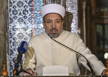 Diyanet’te Yeni Dönem! Erbaş Gitti, Arpaguş Geldi