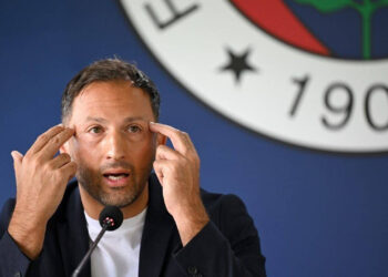 Domenico Tedesco Gümbür Gümbür Geliyor! İki Cümlesiyle Taraftarı Mest Etti