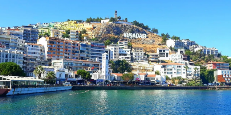 Emeklilerin Yeni Memleketi Oldu! 3 İlçeden Kapış Kapış Ev Alıyorlar