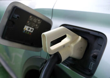 Ev ve iş yerlerine kurulan şarj istasyonlarında izin ve mühendis desteği şart