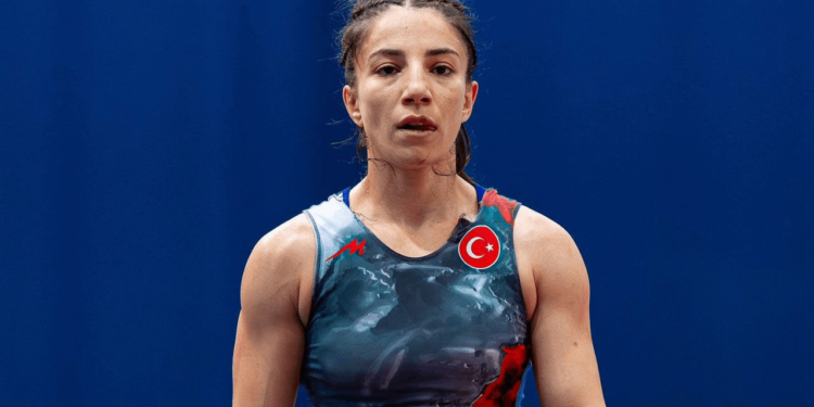 Evin Demirhan Yavuz'dan Dünya Şampiyonası'nda Madalya Geldi