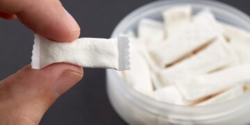 Fransa nikotin poşeti ve sakızını yasaklıyor