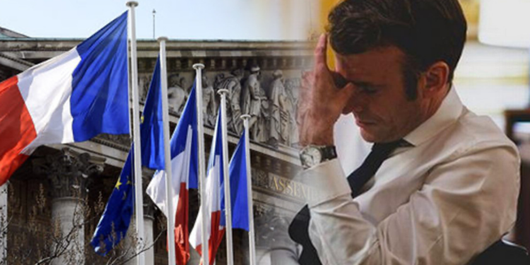Fransa'da Macron'un Koltuğu Tehlikede! Azli İçin Dilekçe Verildi