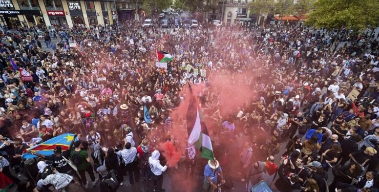 Fransa’da ‘Her şeyi engelleyelim’ eylemi: 200 bin kişi sokakta, 675 kişi gözaltında