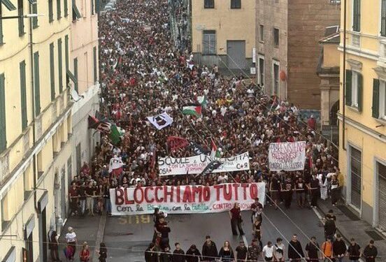 Gazze için polisle çatışıyorlar: İtalyan sendikalar İsrail’e silah satışını durdurmak için 24 saat grev ilan etti