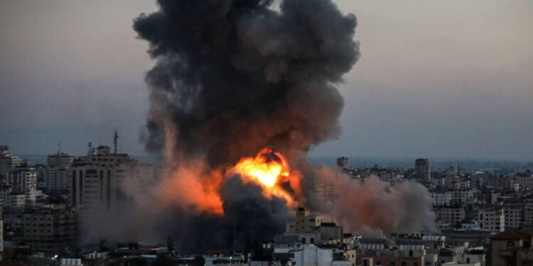 Gazze'de Korkunç Katliam! Mülteci Kampı, Üniversite, Ev... İsrail Hepsini Bombaladı