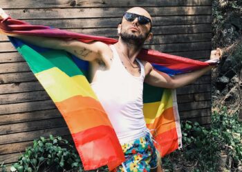 Gerekçe basın yayın yoluyla müstehcenlik!