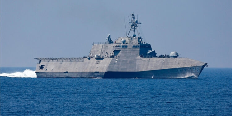 Gerilim Yükseliyor: ABD Karayipler’de Gemi Vurdu