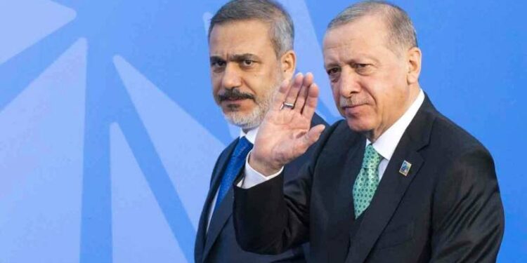 Hakan Fidan, daha yüksek makamlar verildiğinde işinin hakkını verebilecek duruşa sahiptir