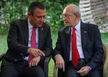Herkes Onun Ne Diyeceğini Bekliyor... Kılıçdaroğlu İlk Kez Yanıtladı: Özgür Özel ile Görüşecek mi?