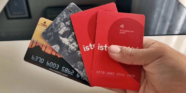 İBB'den 30 Yaş Üstü Öğrenciler İçin Yeni Şartlar