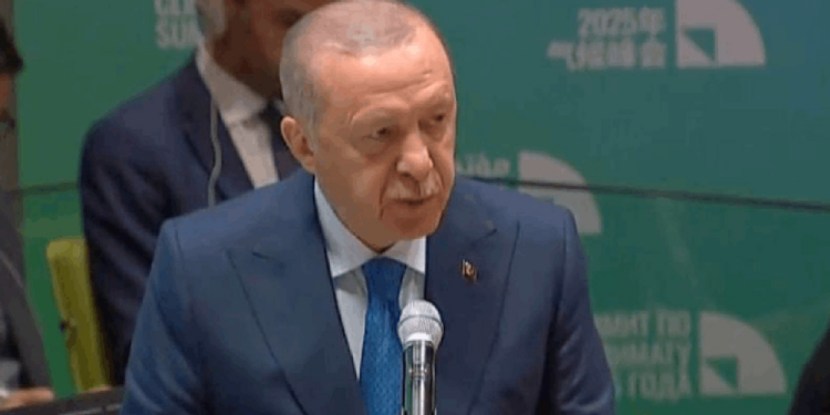 'İklim Zirvesi'nde Konuştu: Cumhurbaşkanı Erdoğan'dan 'Yeşil Finans' Vurgusu