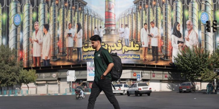 İran’a yönelik BM yaptırımları tekrar yürürlüğe girdi