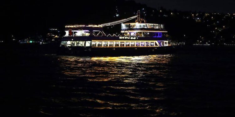 İstanbul Valiliği'nden tekneler ve yatlarla ilgili kısıtlama!